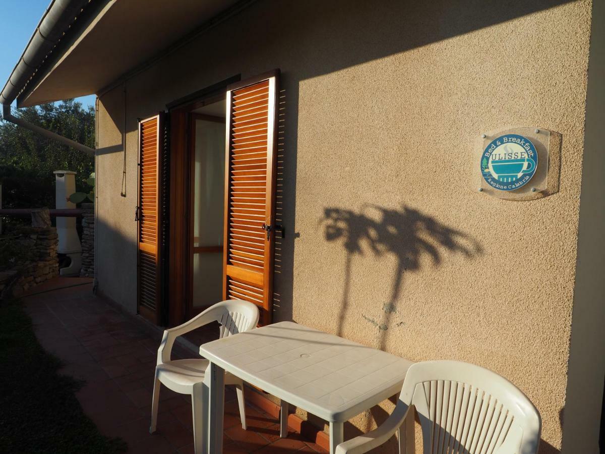 Casa Vacanze Ulisse Roccella Ionica Esterno foto