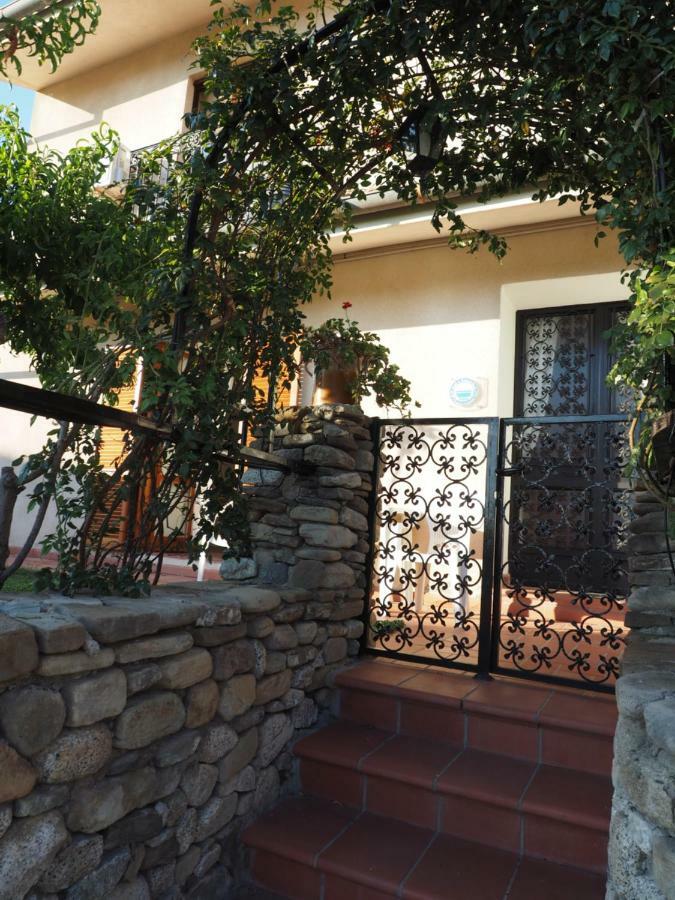 Casa Vacanze Ulisse Roccella Ionica Esterno foto
